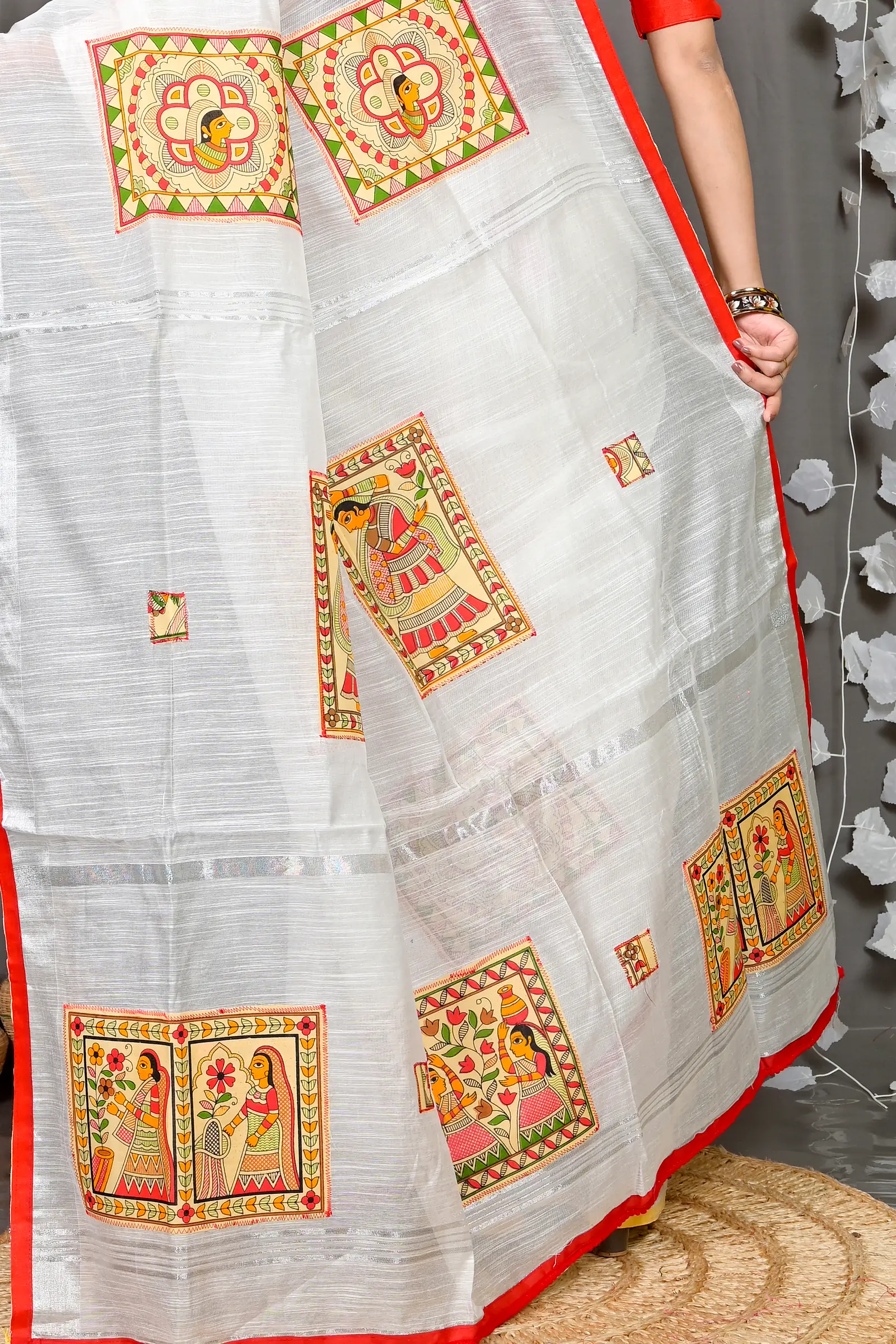 White Cotton Blended Parija Applique Saree (321)